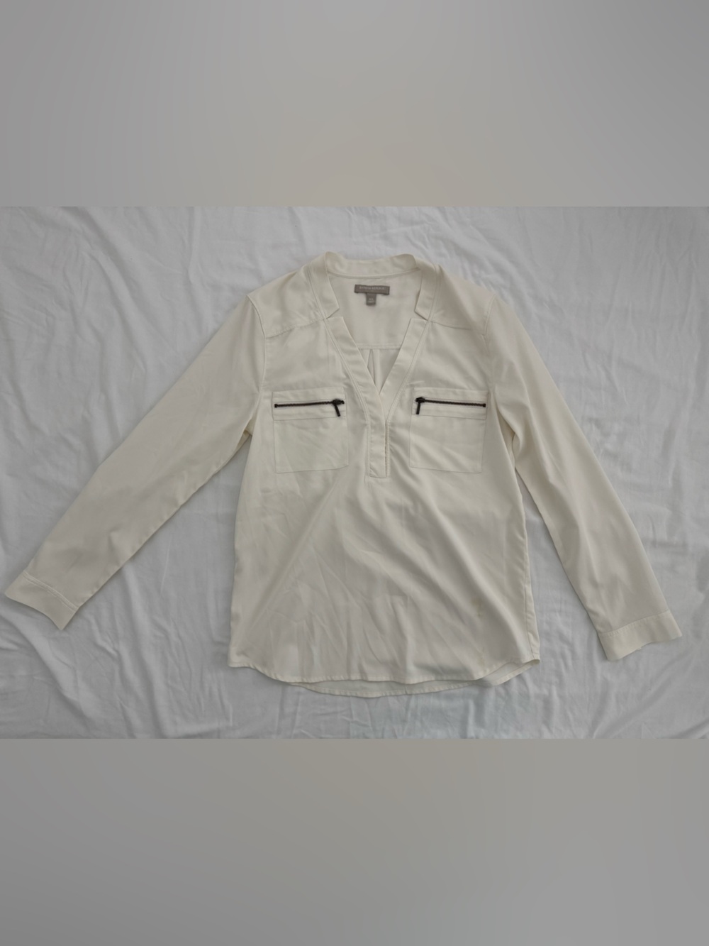Banana Republic Cream/Beige V-Neck Blouse
